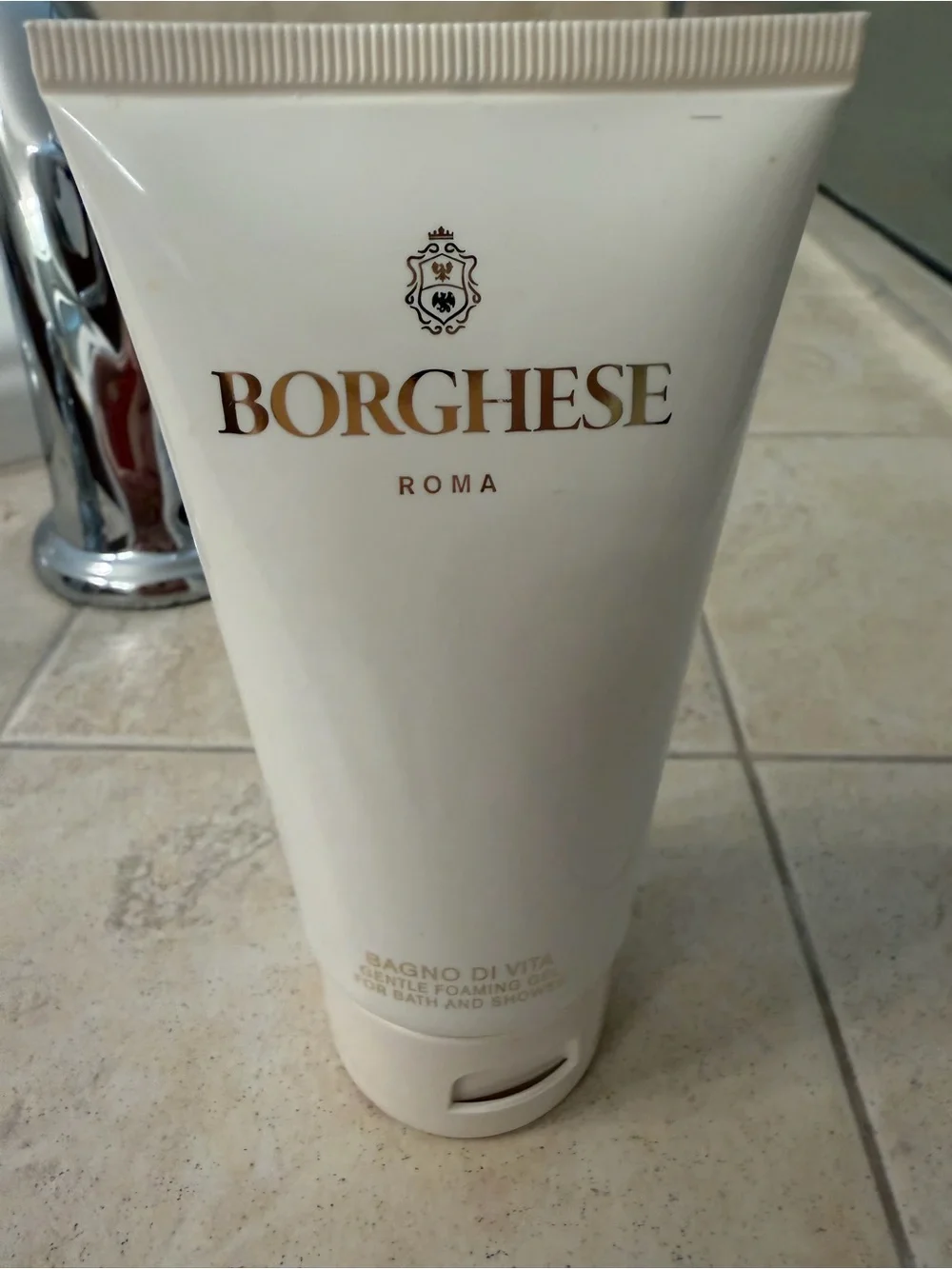 Borghese Roma Gentle Foaming Gel - Cream & Gold